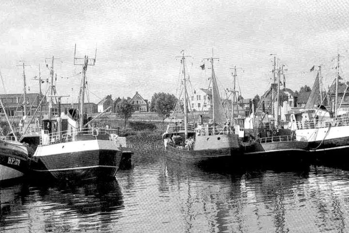 Kutterhafen am Stack, HF 379