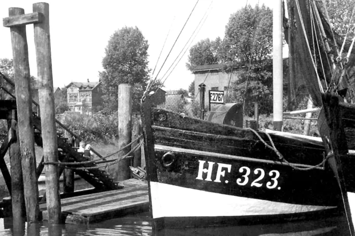 Kutterhafen am Stack,  HF 323